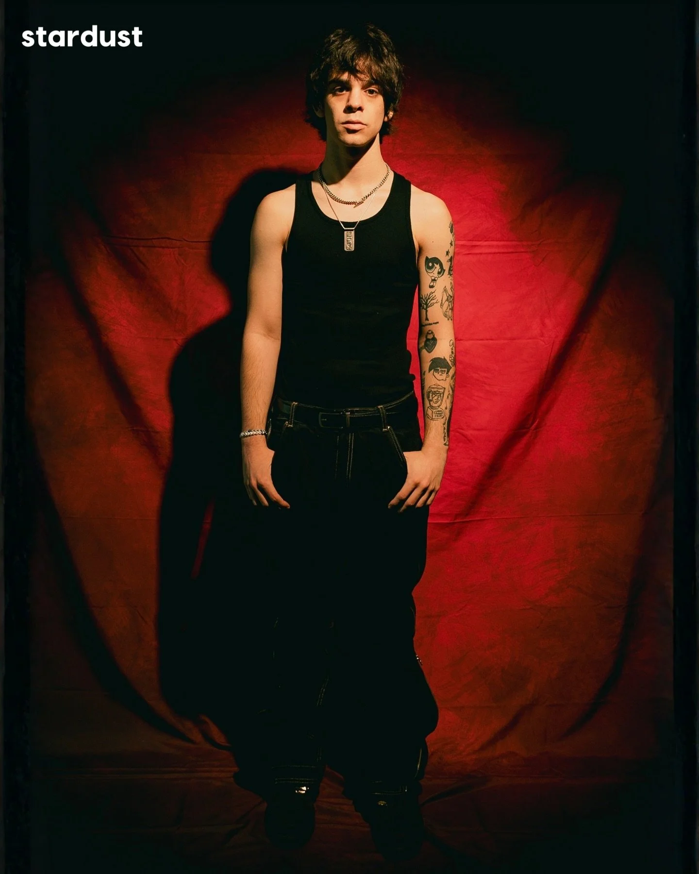 &ldquo;I think this whole project is about me being at different points in my life, feeling like I had things figured out, until reality hit me like a truck.&rdquo;

Singer-songwriter Ezra (@whereisezra) chats with us about the experiences behind his