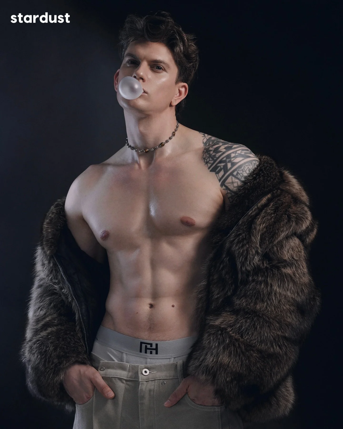 Playful, careless, almost insolent. Bubble Trouble explores a masculinity that refuses to behave: soft, instinctive, and just a little bit wild. 

Link in bio for more. 

Photographer: Studio Akion @studioakion
Model: Alexander Morel @alexanderwmlm
E