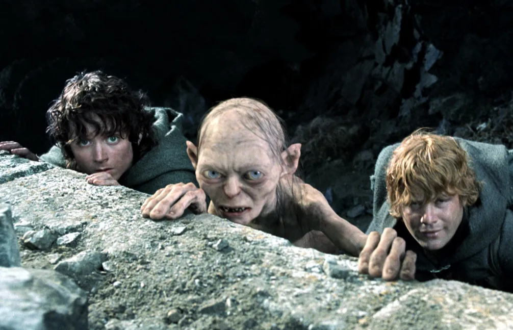 Elijah Wood Seems to Confirm Leo Woodall as Aragorn in The Lord of the Rings: The Hunt for Gollum