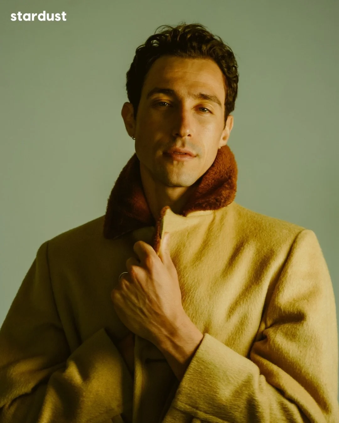 A Little Lost: A simple, aesthetic afternoon with Brooklyn-based DJ/producer James Juke. 

Link in bio for more. 

Model @heyjamesjuke
Photographer and Stylist @shotbyyouknow
Editor-in-Chief @aedanjuvet 

#jamesjuke #malemodel #thestardustmagazine
