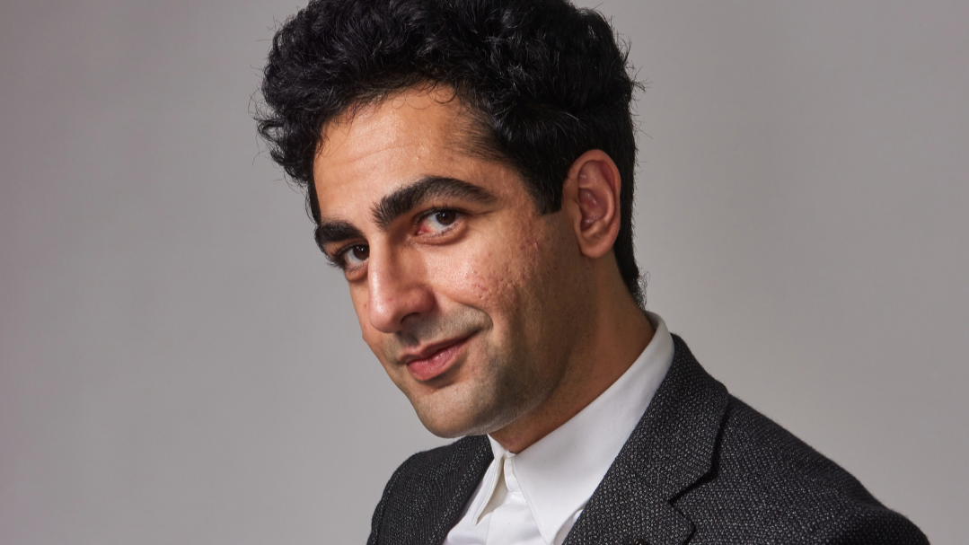 The Many Worlds of Reza Diako