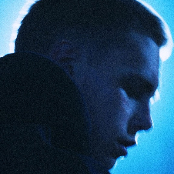 charlieonnafriday Creates Breathing Room with “Space”