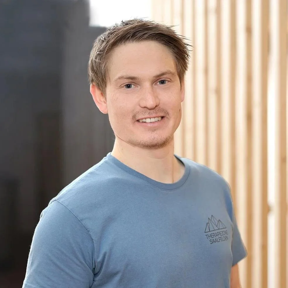 Michael Brandner, BSc, arbeitet als Physiotherapeut vor allem in den Bereichen Unfallchirurgie &amp; Orthop&auml;die.
Gepr&auml;gt durch seine Zeit im Spitzensport und seine offene Art geht er individuell auf die Bed&uuml;rfnisse seiner Patient:innen
