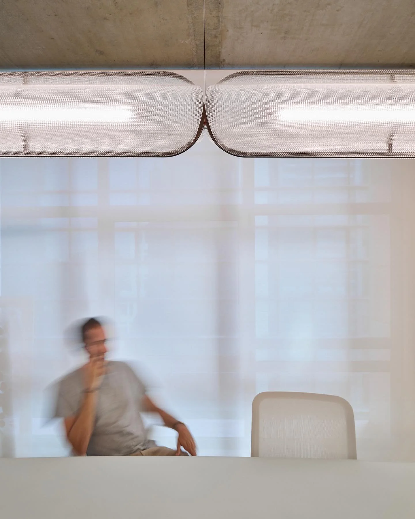 Project Name: AEZ Office
Location: Beirut, Lebanon
Lighting Design: Black Box
📸: Bahaa Ghoussainy

#LightingDesign #InteriorLighting #LightingIdeas #LightingInspiration #HomeLighting #LightingTrends #LightingSolutions #LightingDecor #ModernLigh