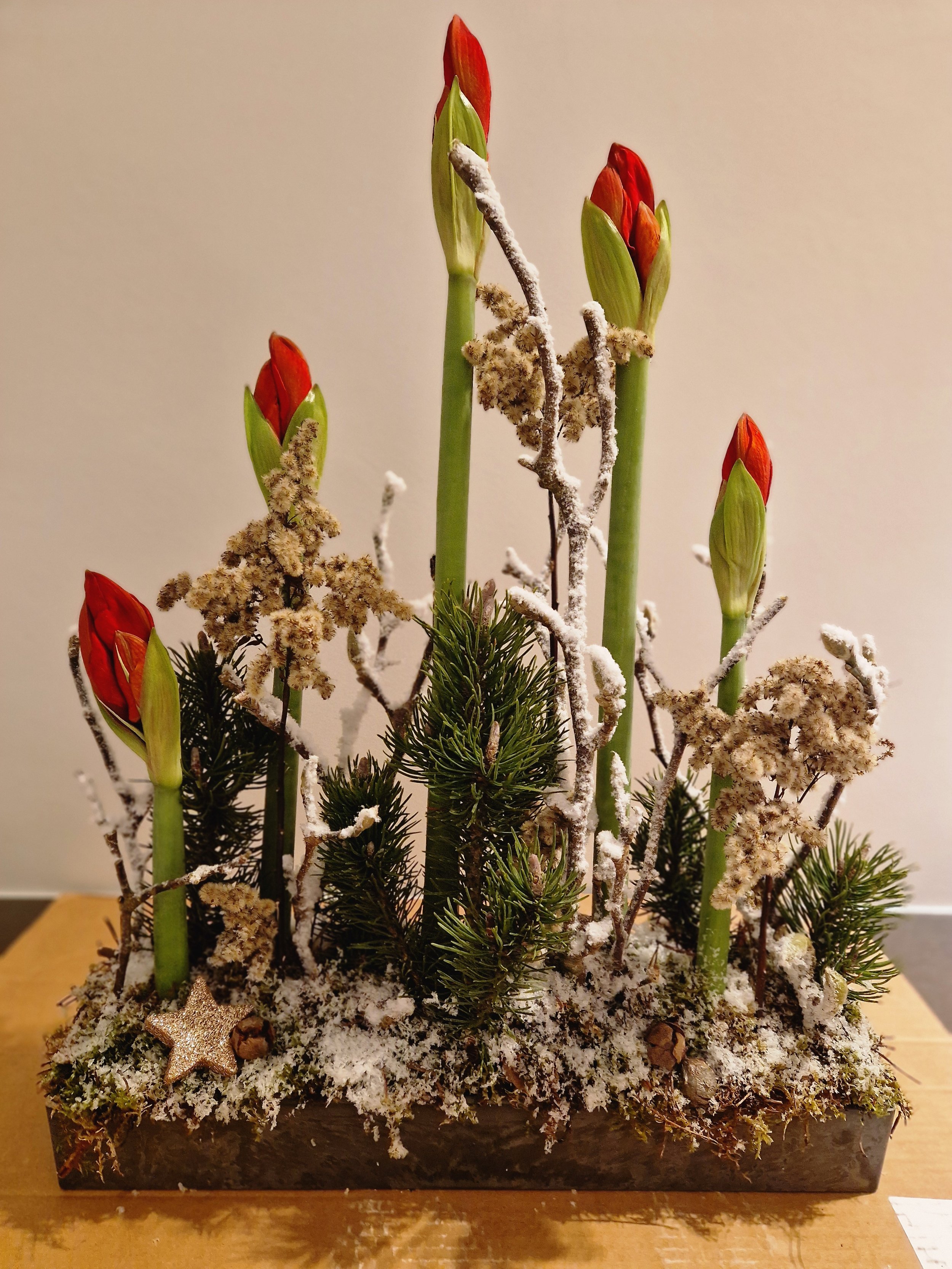 bloemstuk met amaryllis