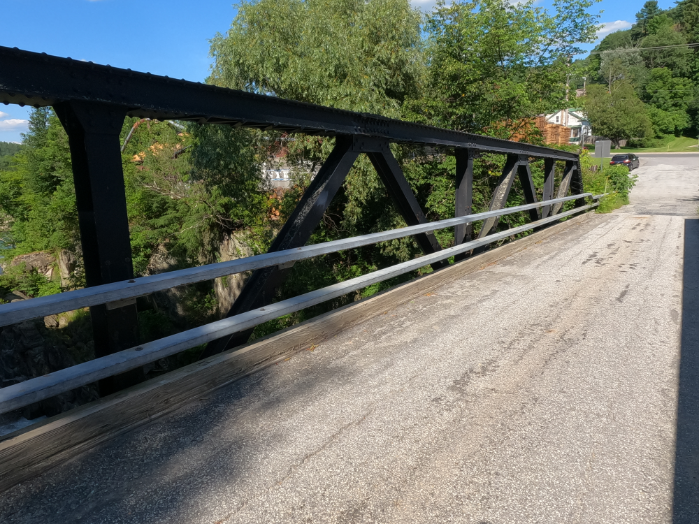 Fletcher Road over Mad River 6.png