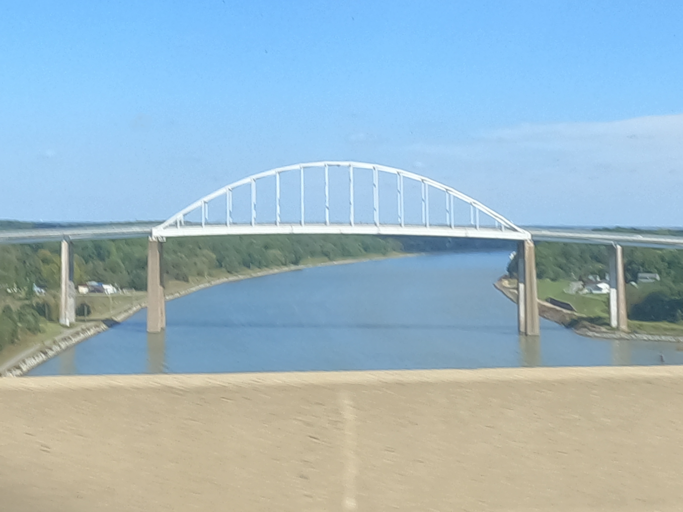 Saint+Georges+Bridge+2.png