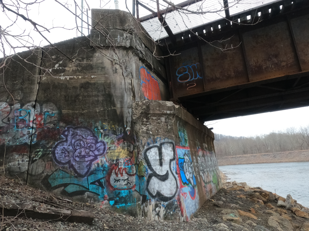 Norfolk Southern Railroad over Lehigh River 5.png