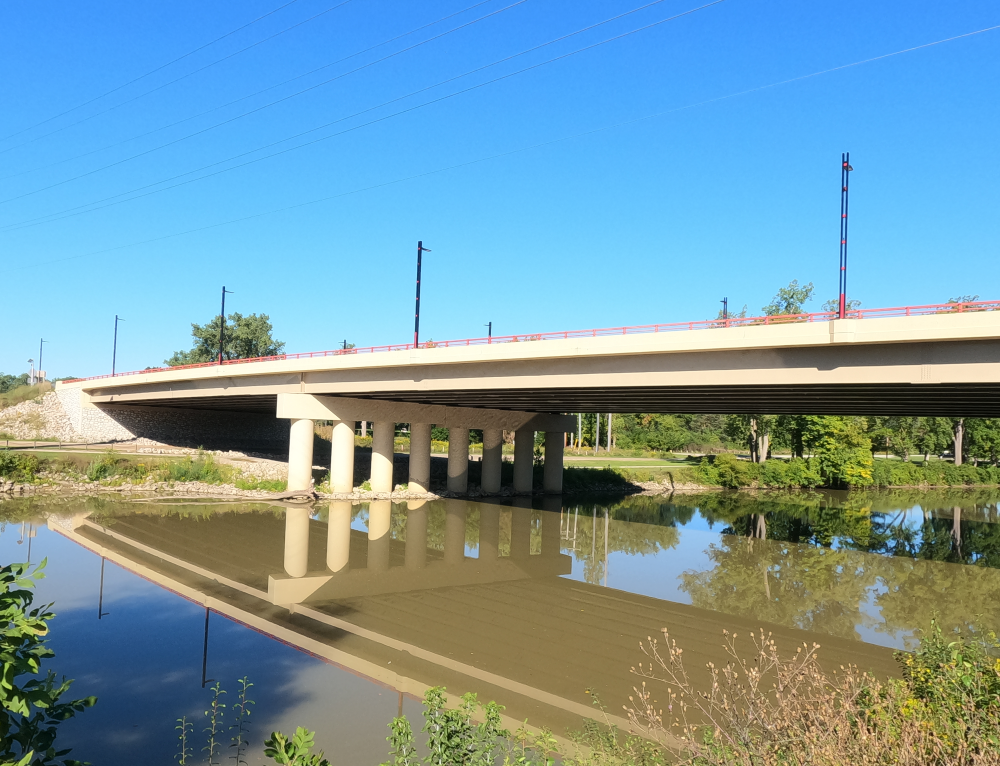 Karl B. Robertson Bridge 5.png