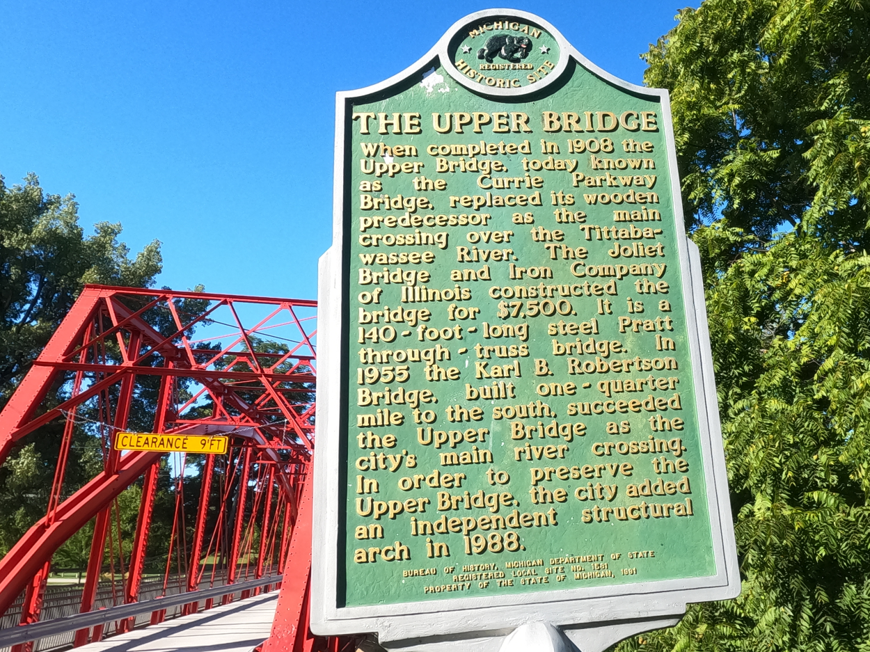 Currie Parkway Bridge 14.png