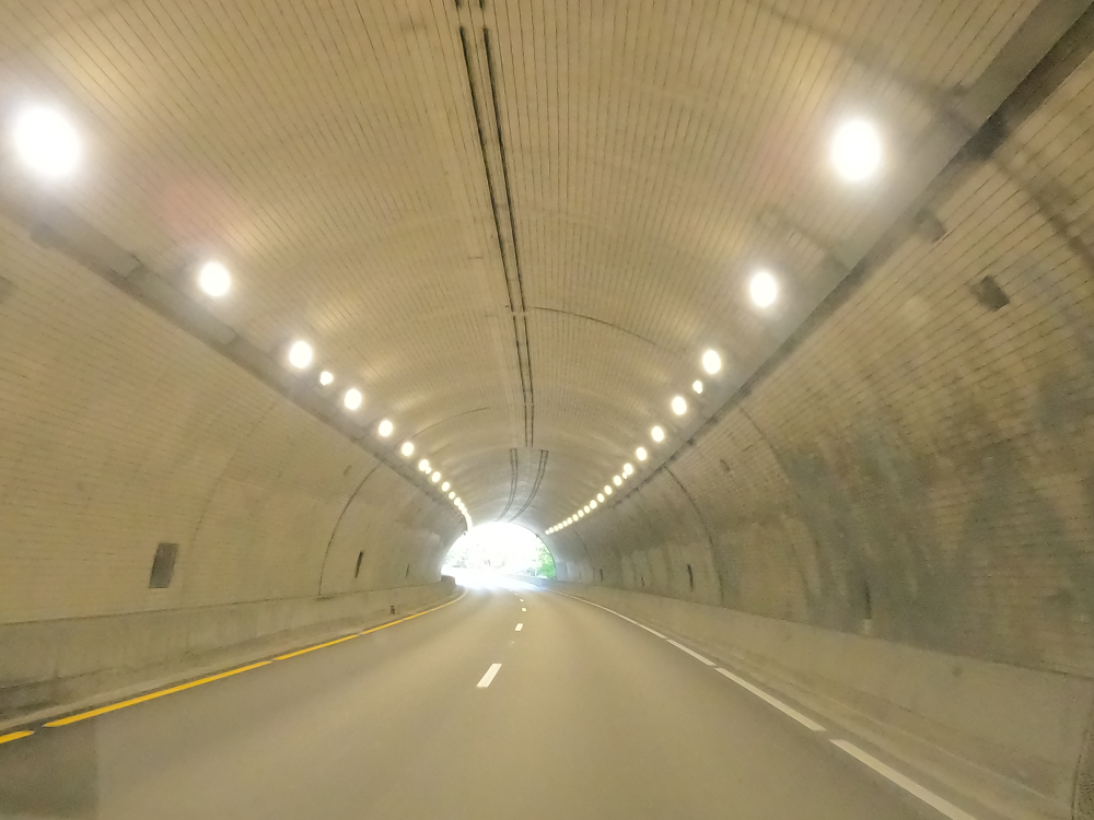 Cochran Hill Tunnel 3.png