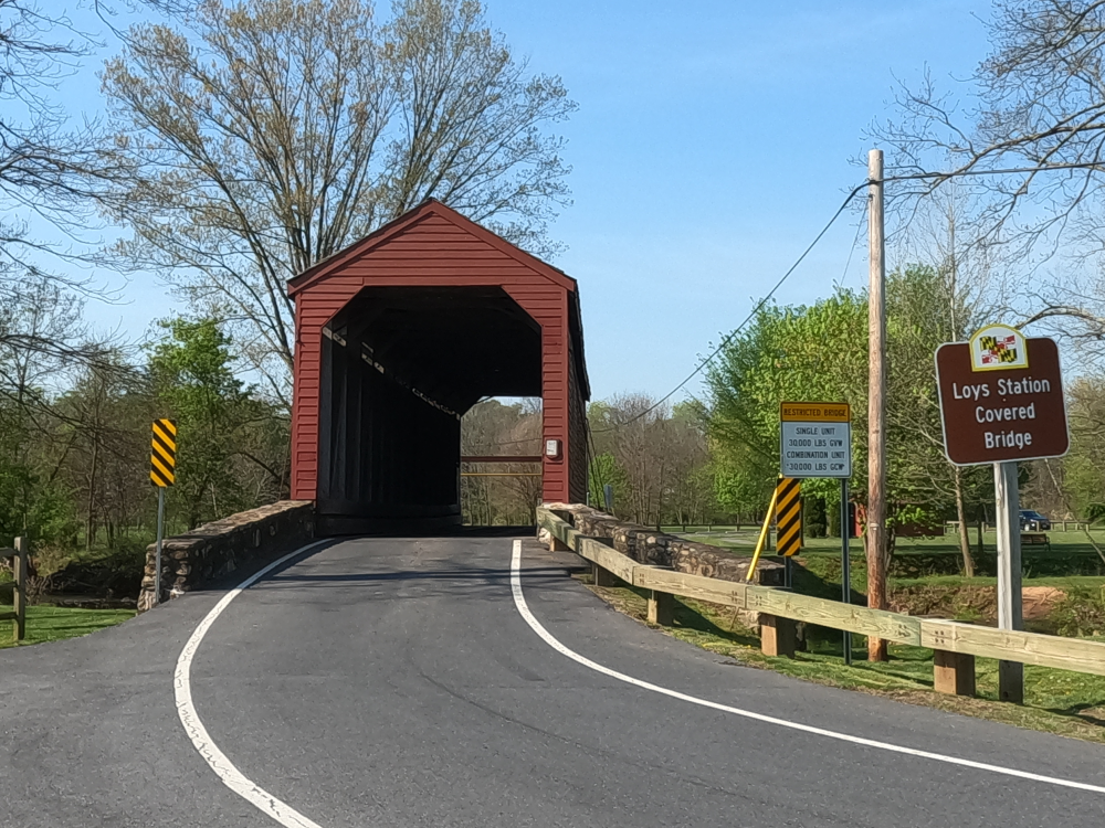 Loys Station Covered Bridge 9.png