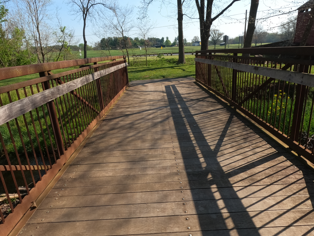 Loys Station Park Bridge 7.png