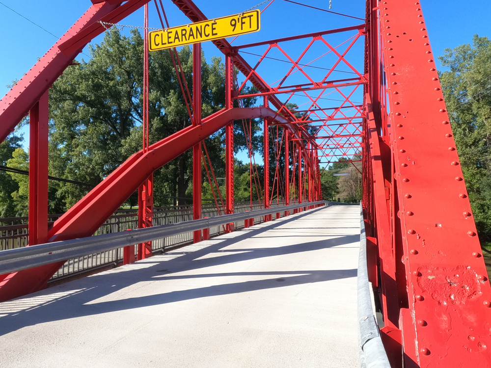 Currie Parkway Bridge 10.png