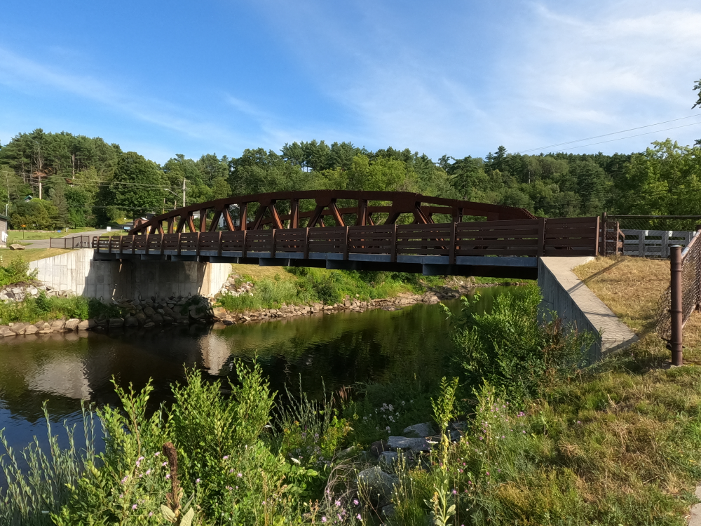 Grove Road Bridge 4.png