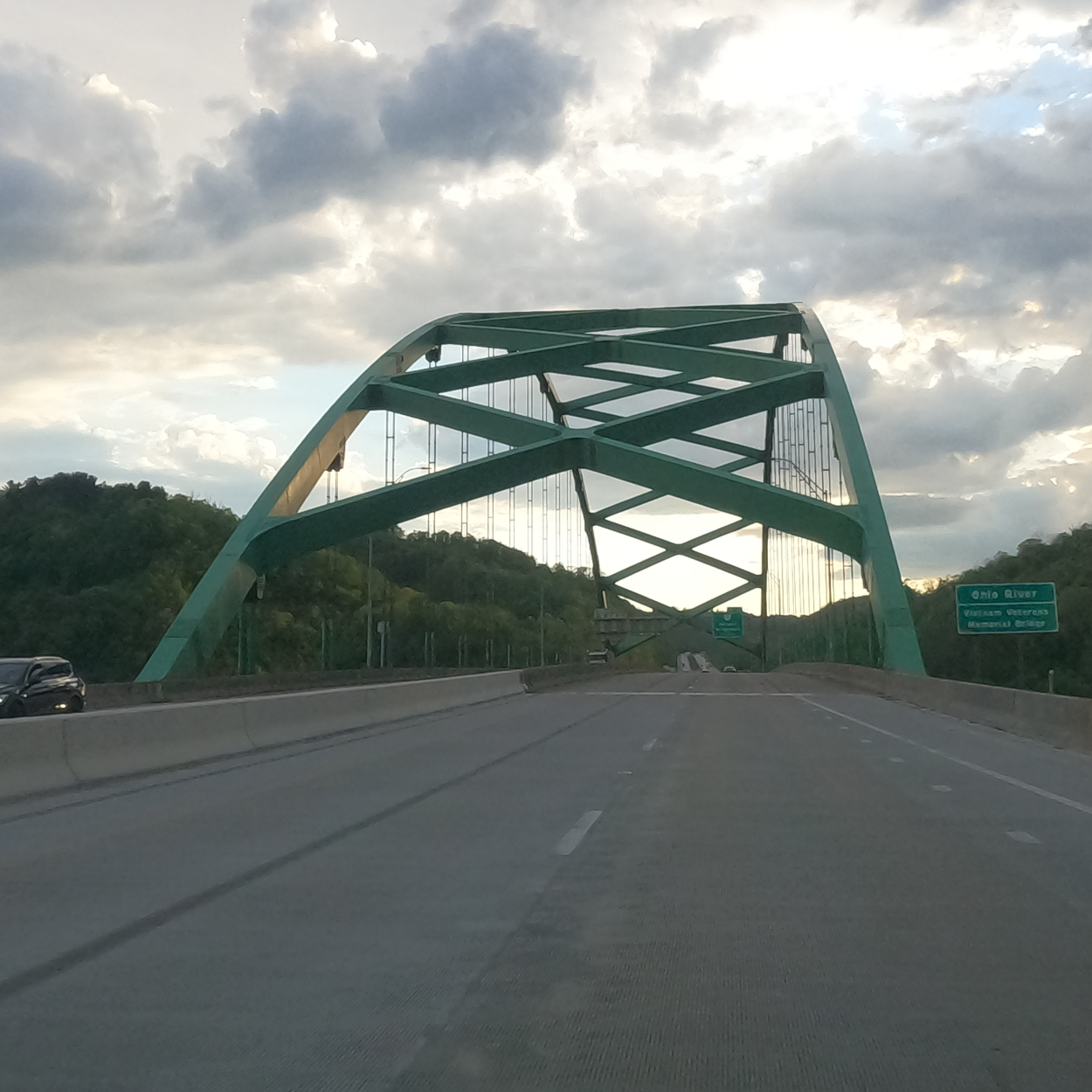 Vietnam Veterans Memorial Bridge (Interstate 470 Bridge)