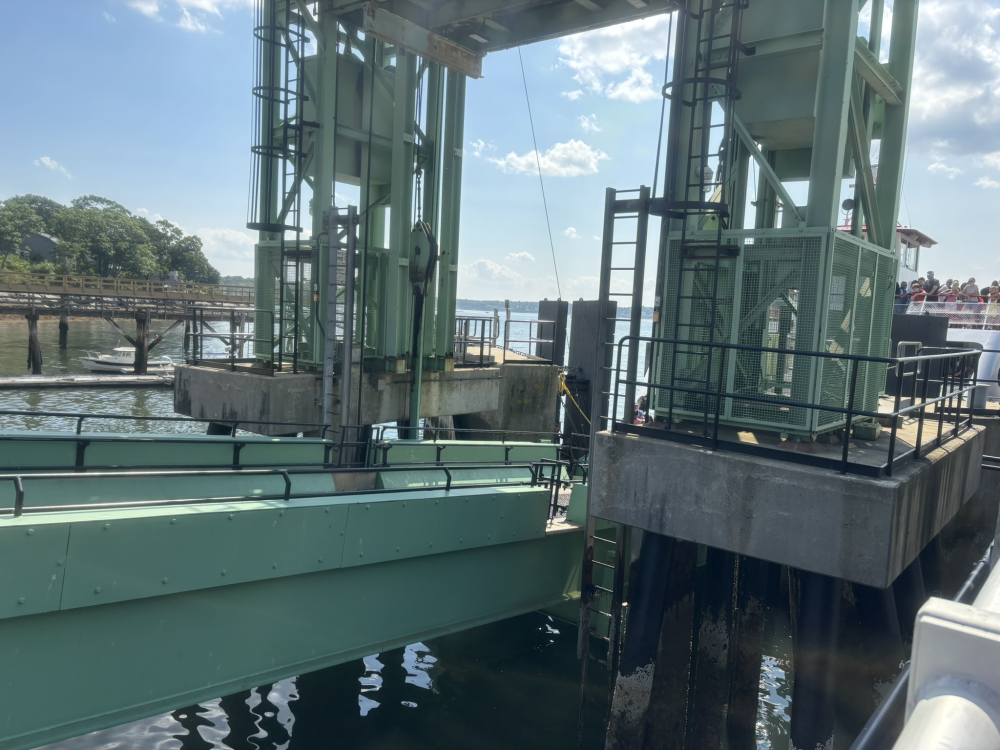 Peaks Island Ferry Bridge 8.png