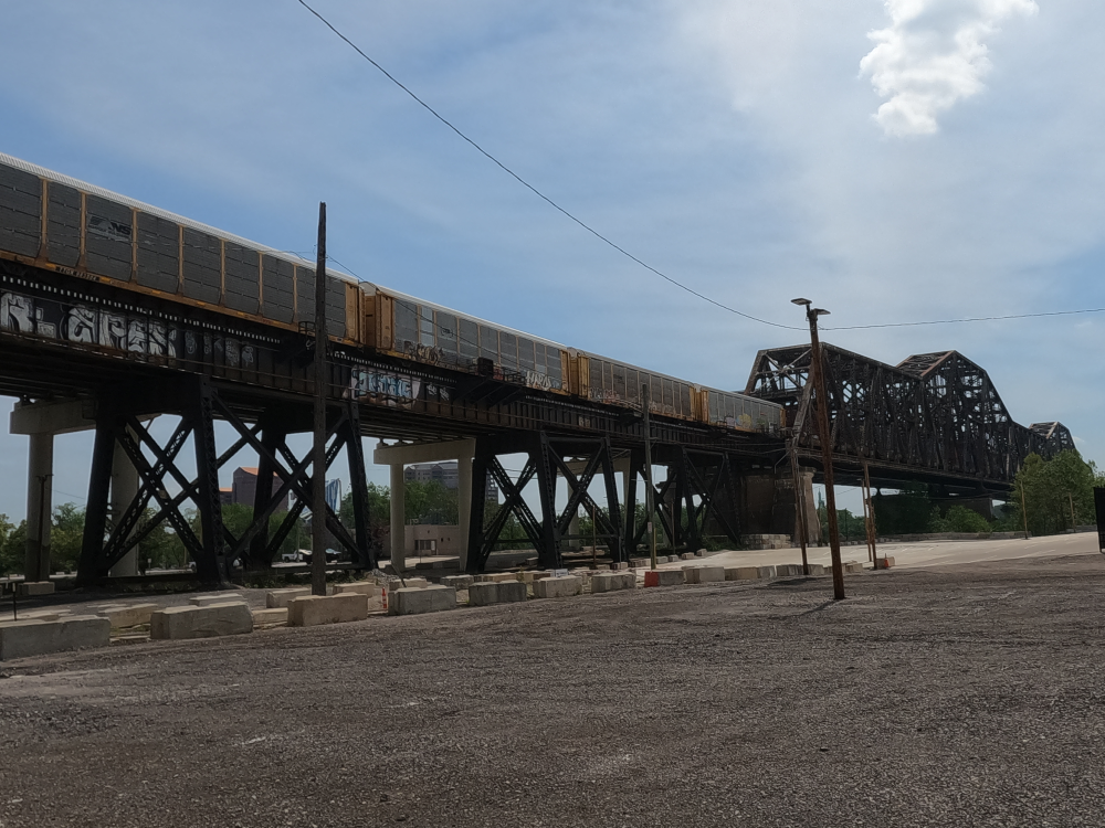 C&O Railroad Bridge 5.png