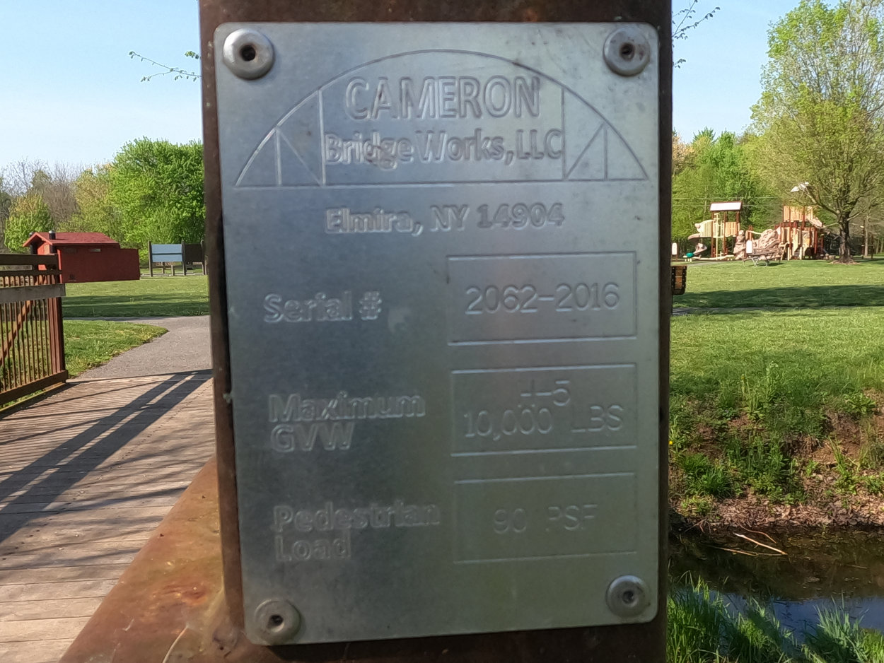 Loys Station Park Bridge 8.png