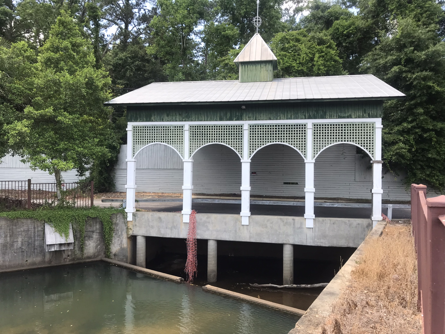 Hooters Covered Bridge 1.png
