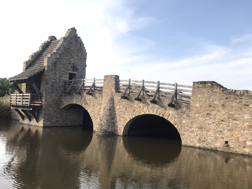 Shakespeare Bridge 5.png