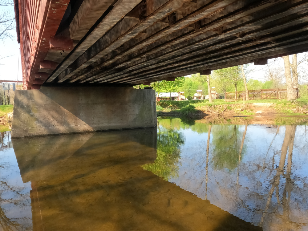 Loys Station Covered Bridge 10.png