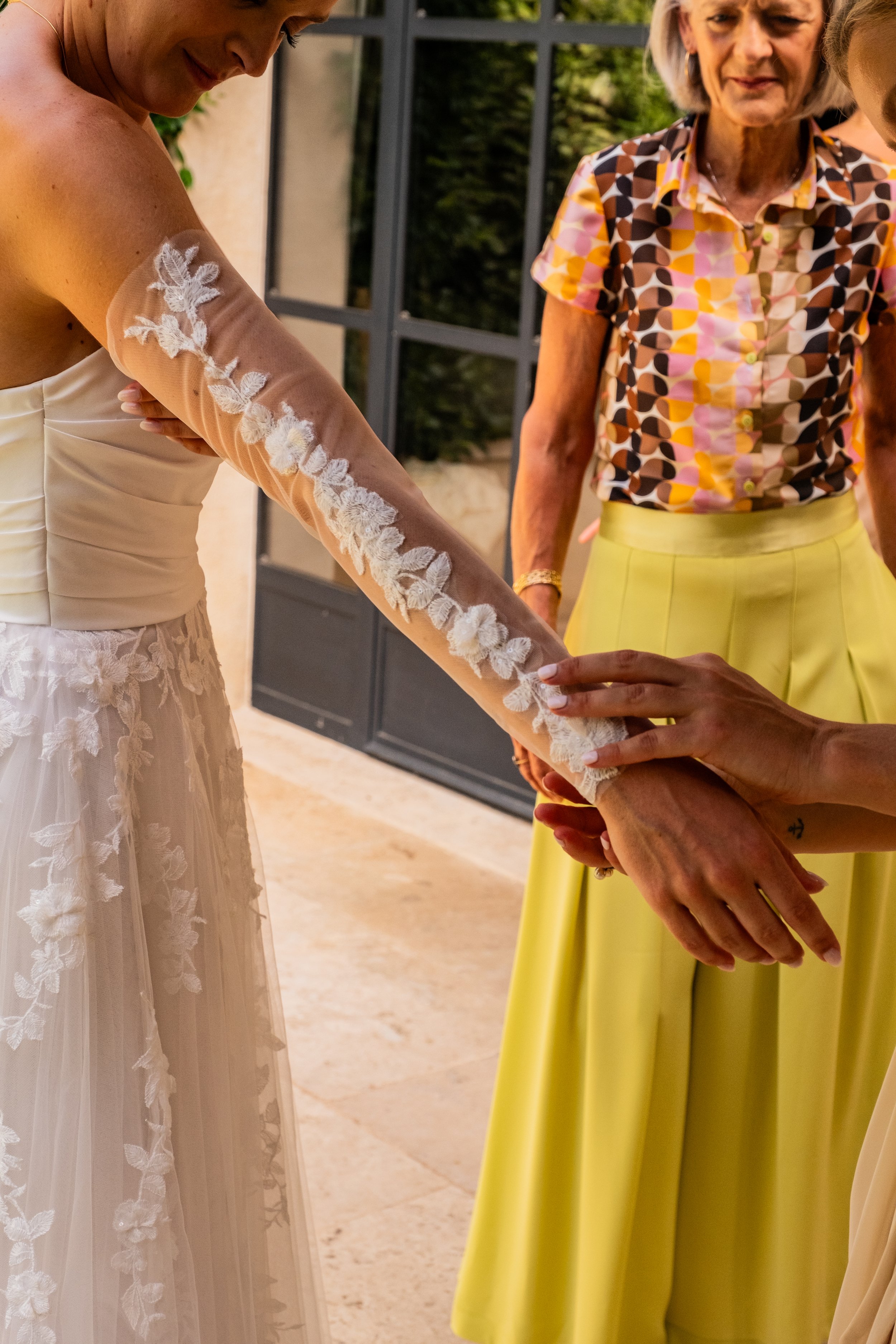 Preparation Bride and Bridesmaid-200.jpg