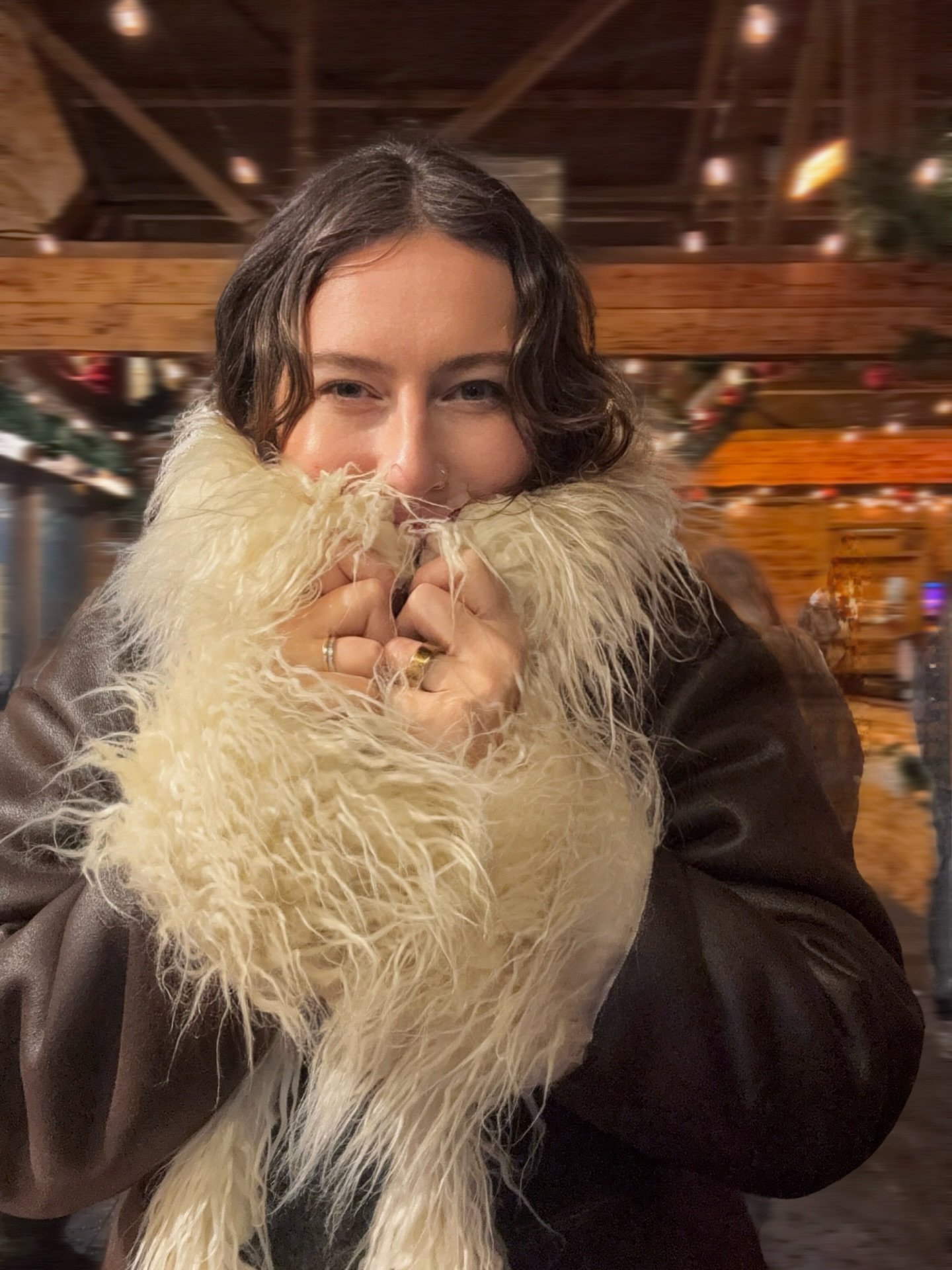 ✨ Kicking off the festive season at Plymouth Christmas Market&rsquo;s magical opening night. No wind or rain will come between me and a visit to a giant Christmas tree. 

🎄❄️#PlymouthMarket #visitplymouth