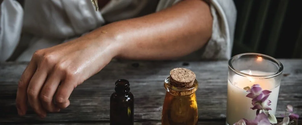 6 Ways to Naturally Balance Your Hormones