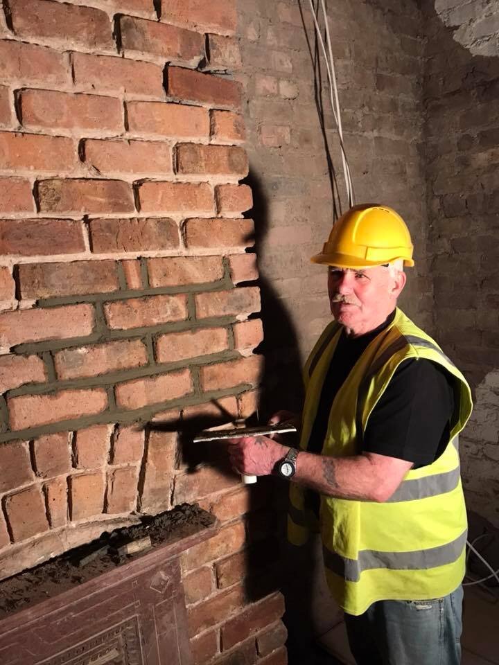 Bradley's guide to repointing a chimney breast