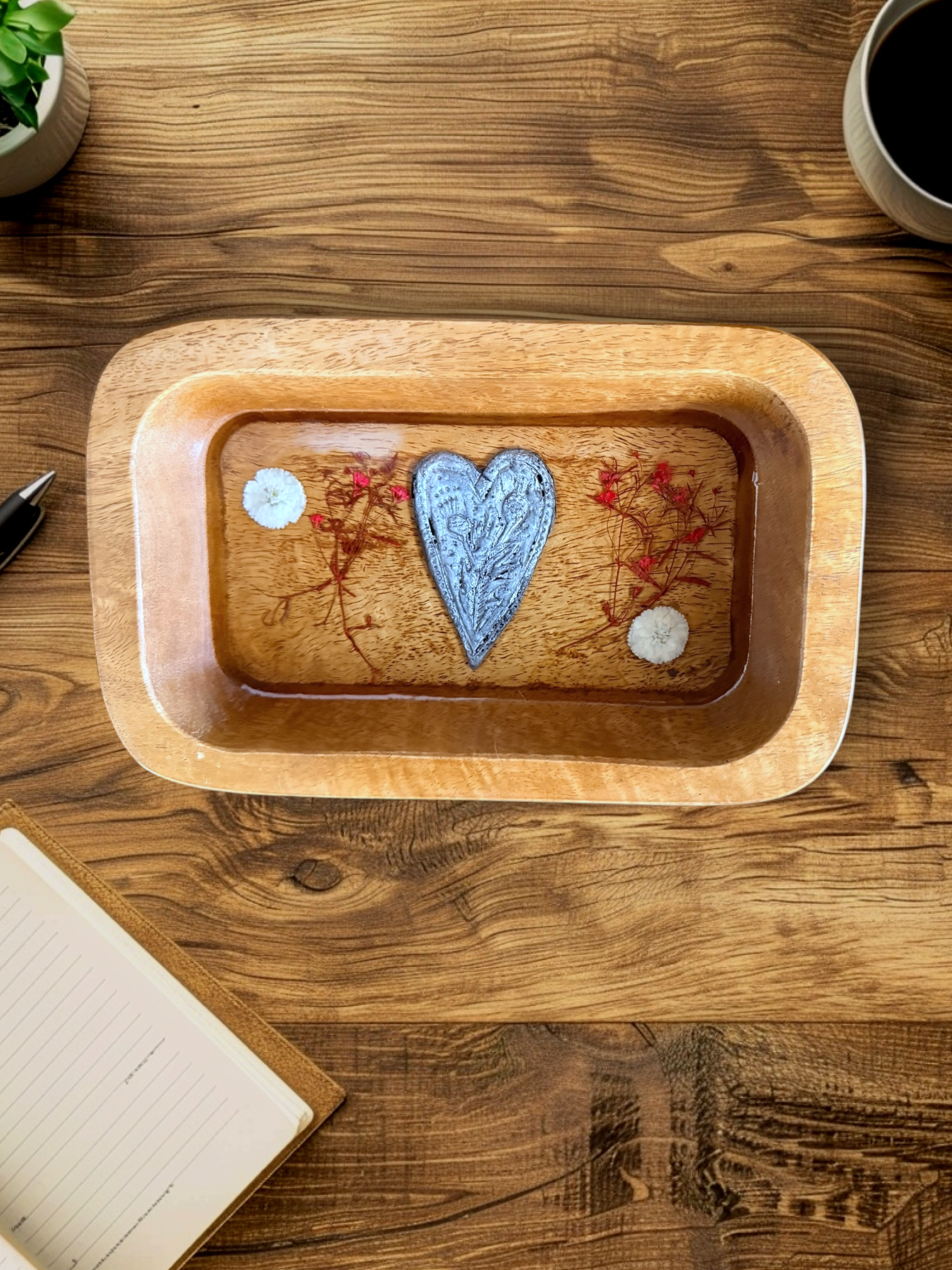 Mango Wood Bowl- Heart & Flowers