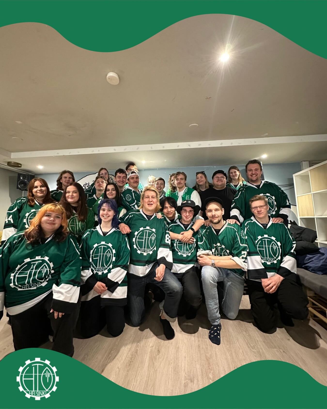 HTO viett&auml;&auml; t&auml;n&auml;&auml;n alumni-kickoff iltaa! 

Paikalle saapui t&auml;m&auml;n ja aikaisempien vuosien HTOlaisia 🐙💚

*****

Today is HTO&rsquo;s alumni kickoff evening!

HTO board members from the current and past years gathere