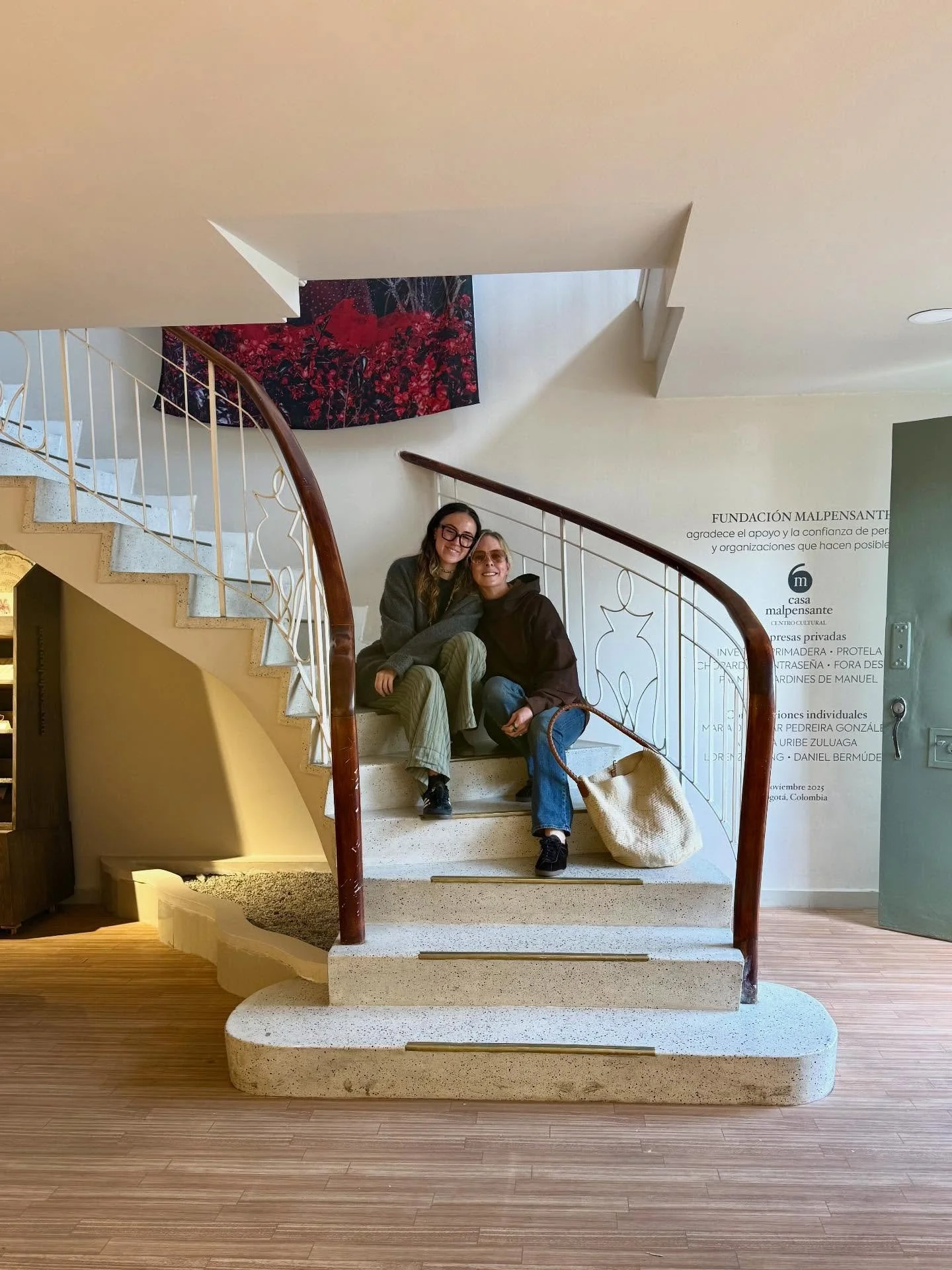 P r o c e s o

Al lado de la dise&ntilde;adora y fot&oacute;grafa, enfocada en la conservaci&oacute;n submarina, @ssara.db que sale &ldquo;a la superficie&rdquo; con su modo luminoso y discreto, met&oacute;dico y &aacute;gil para integrar el equipo S