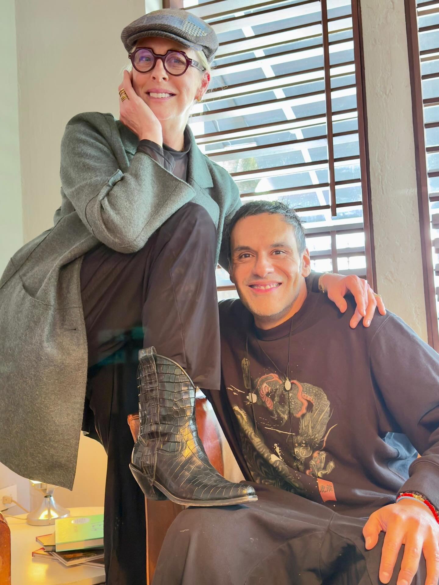 &Aacute; v i d o s  p o r  l o s  l i b r o s

Dec&iacute;a Umberto Eco que a nadie debe cuestionarse por acumular libros que quiz&aacute;s ni siquiera haya le&iacute;do. Sucumbir al irresistible impulso de adquirir lecturas bien puede ser un pecado 