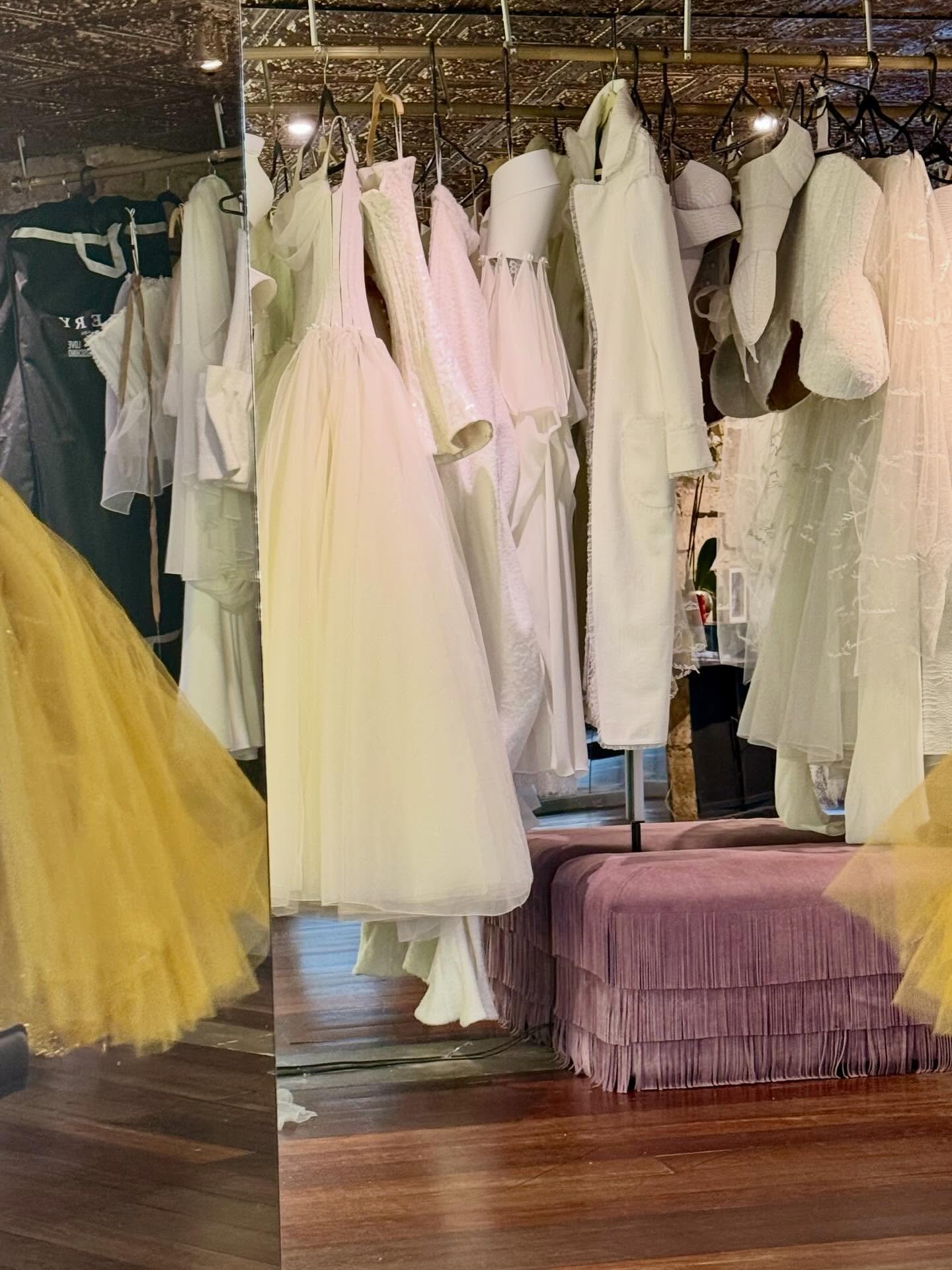 T r &iacute; p t i c o

Solamente en taller @jorgeduquevelez &hellip; uf. Ya casi en @casamalpensante_