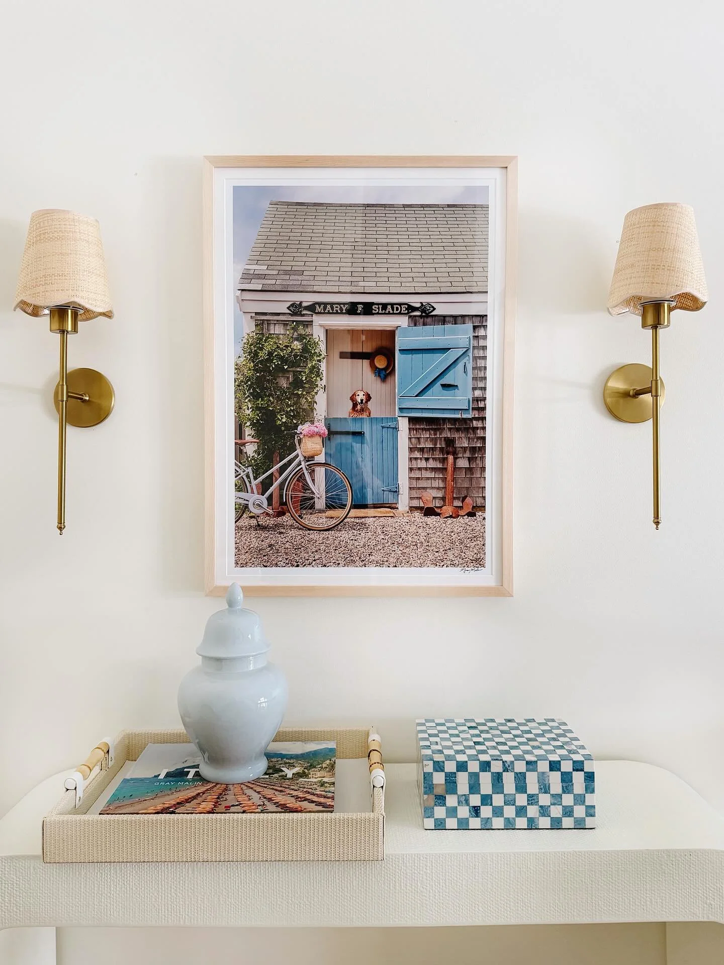 Who says a stairway landing has to be boring, anyway.