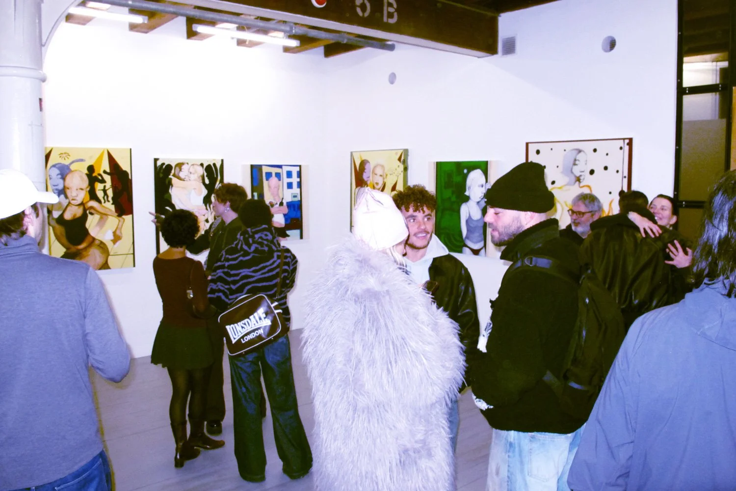 Solo expositie "Dansen Terwijl de Wereld in Brand Staat" @ Chillzone in Het Veem, Amsterdam 2025