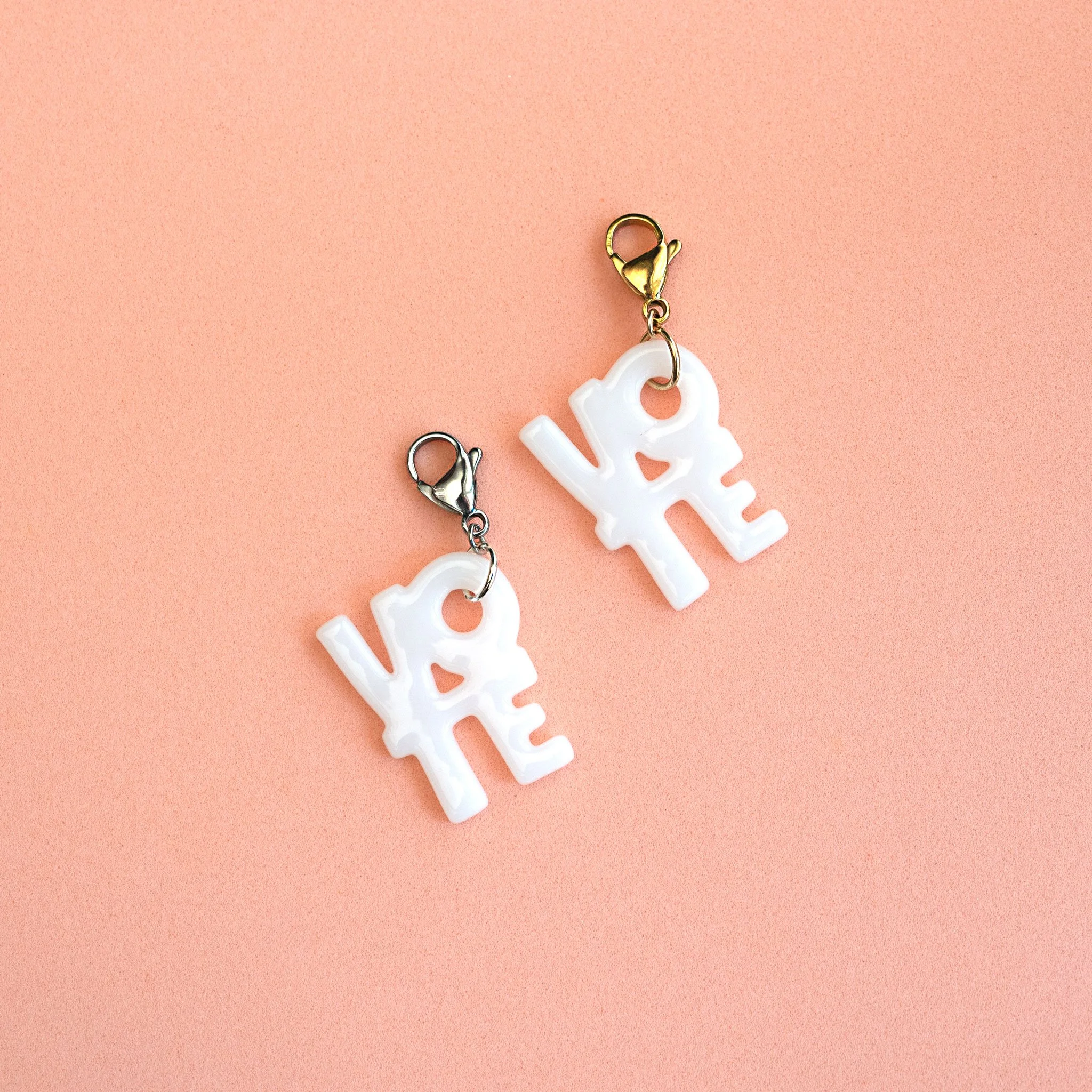 1000_Vote-charm_3546.jpg
