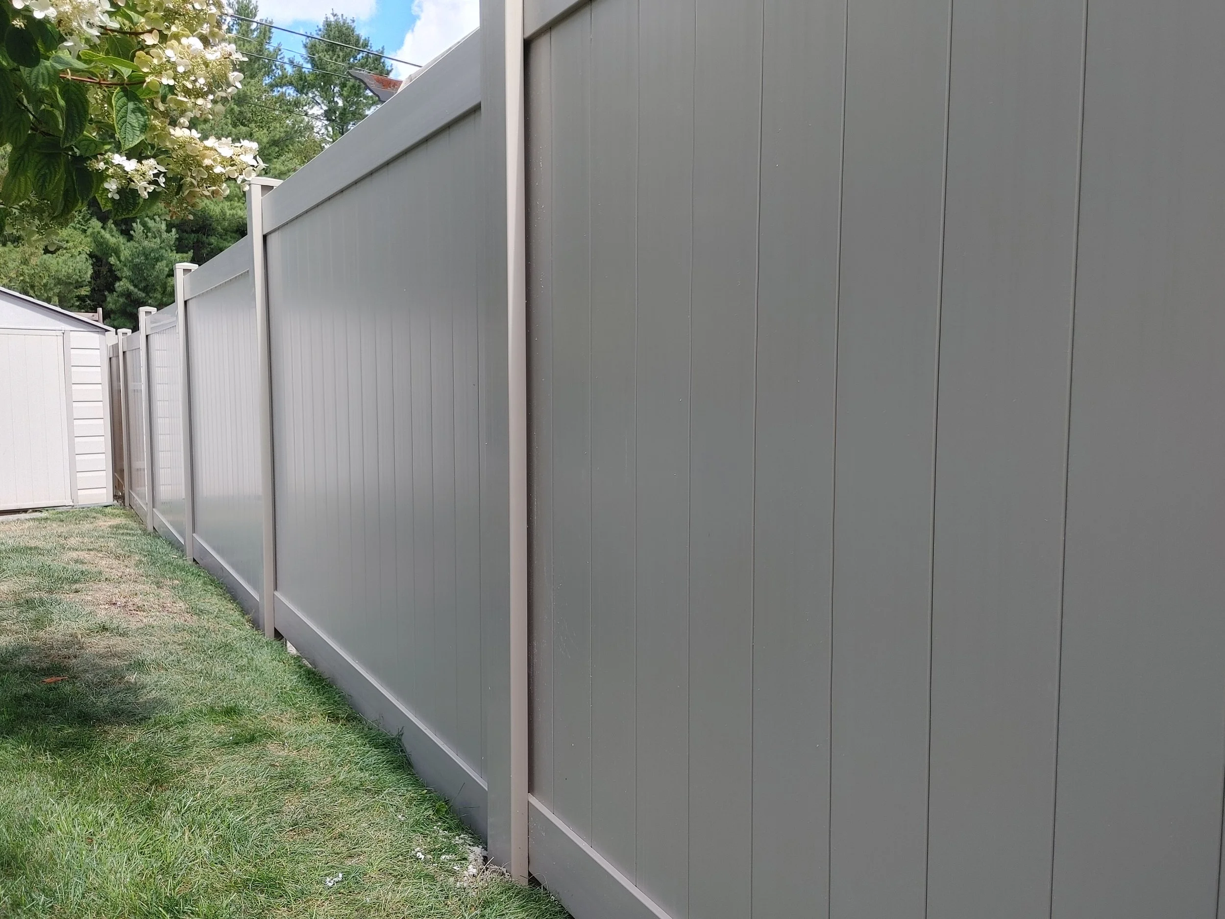 Adobe PVC Titan Fence in Stittsville, 2025. StandArt Fence