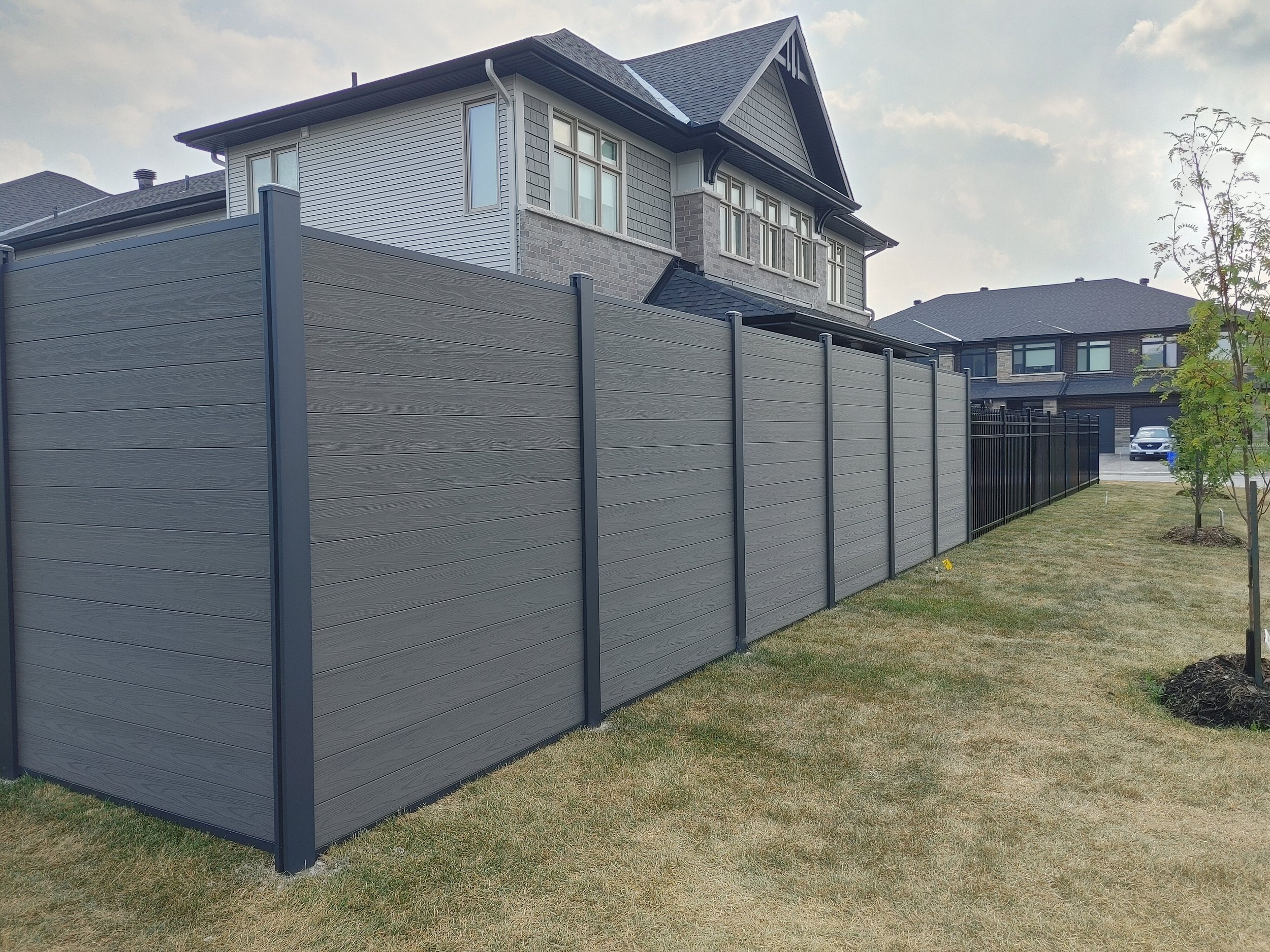 Composite Fence. Modern, Sleek, Strongest Design