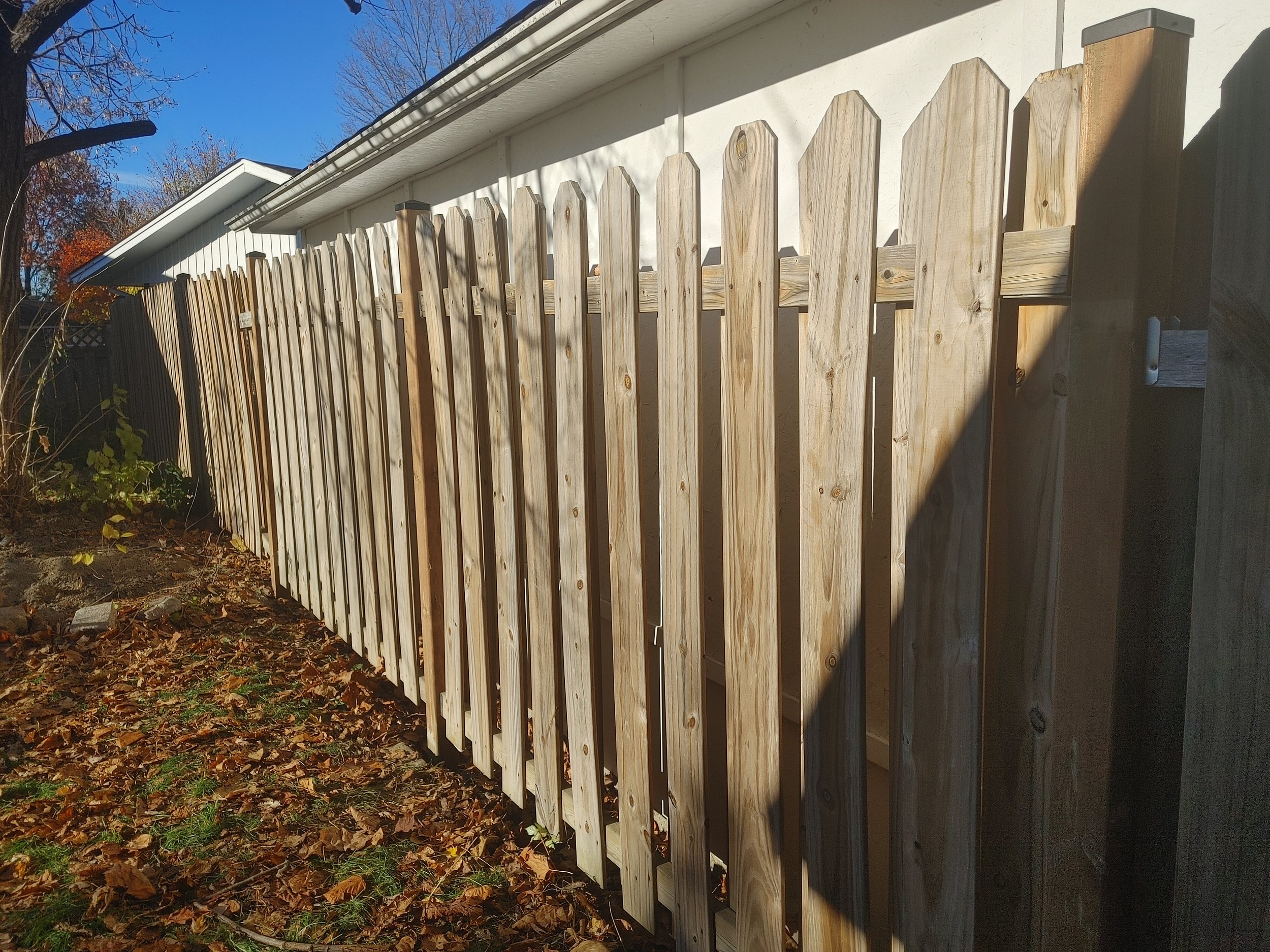 Wood Fence in Nepean, 2025. StandArt Fence
