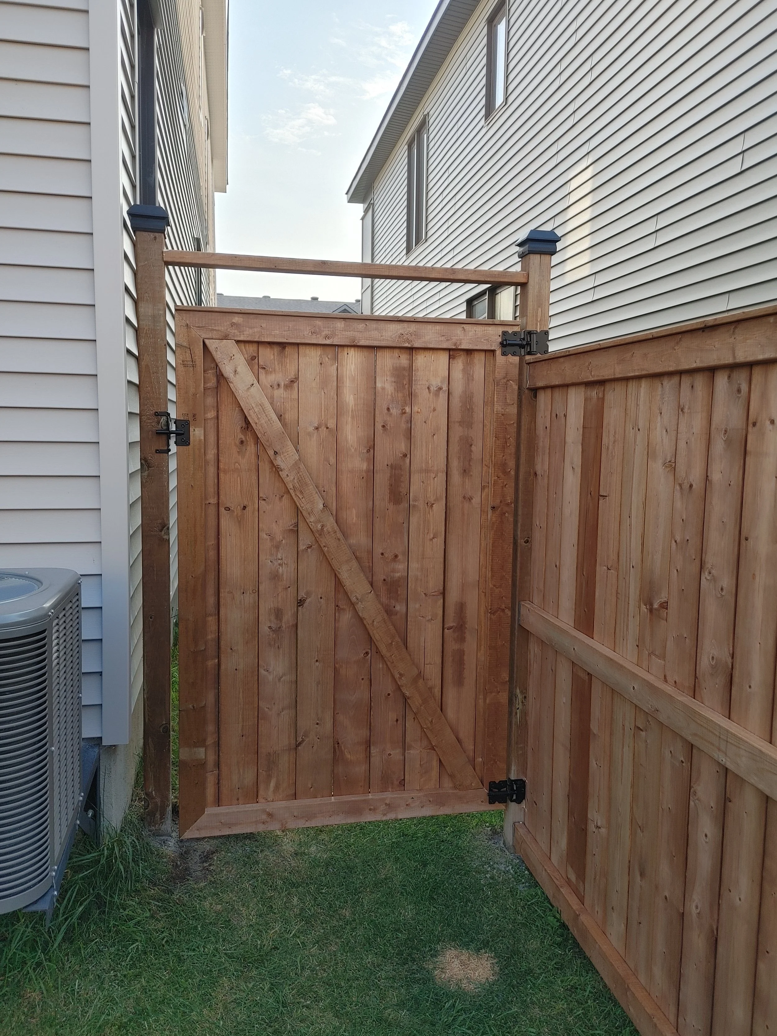 Pressure Treated Wood Fence in Stittsville, 2025. StandArt Fence 