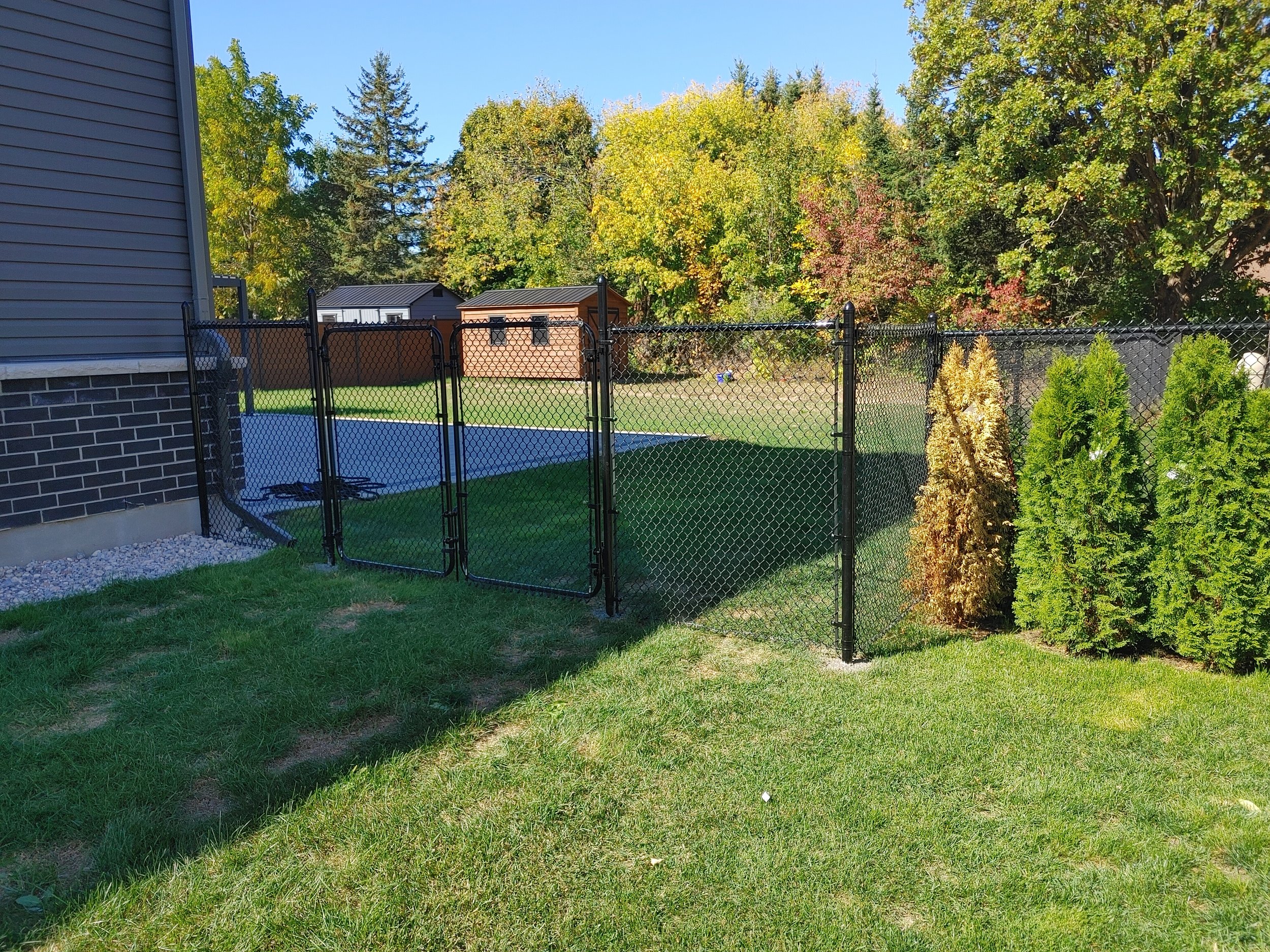 Chainlink Fence in Manotick, 2025. StandArt Fence