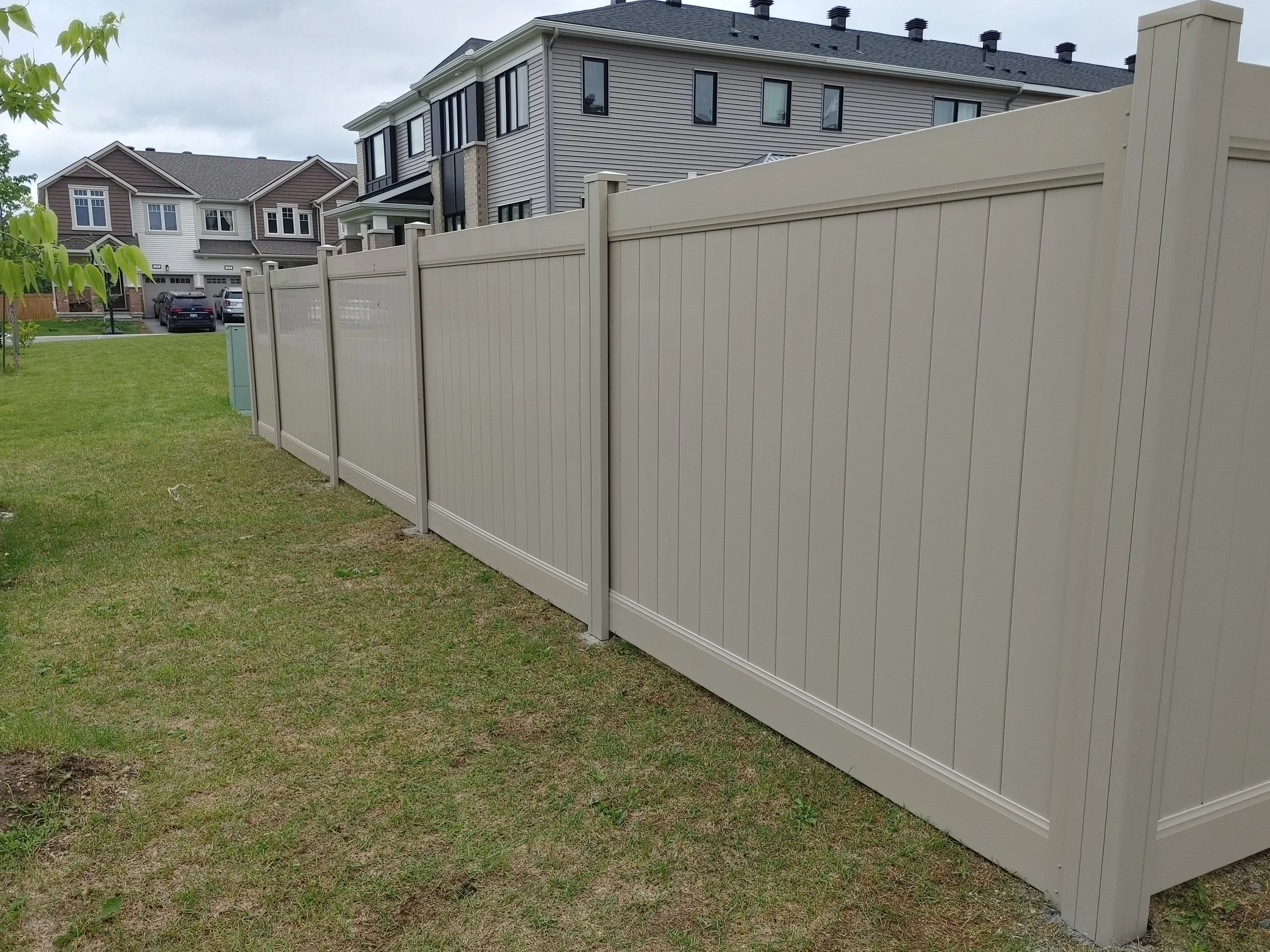 PVC Vinyl Fence with Gate, Vertical Boards, Adobe Color