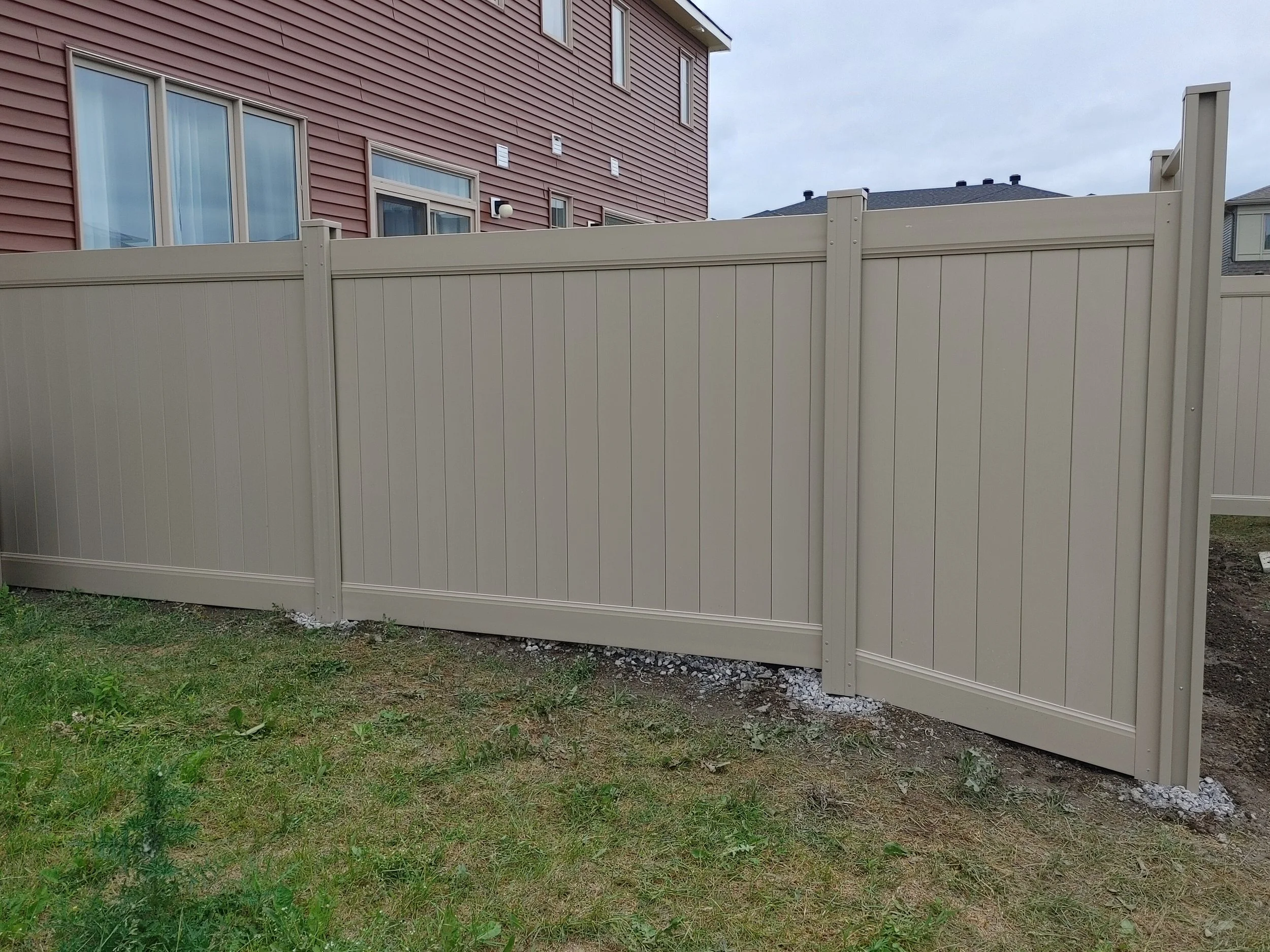 PVC Vinyl Fence with Gate, Vertical Boards, Adobe Color