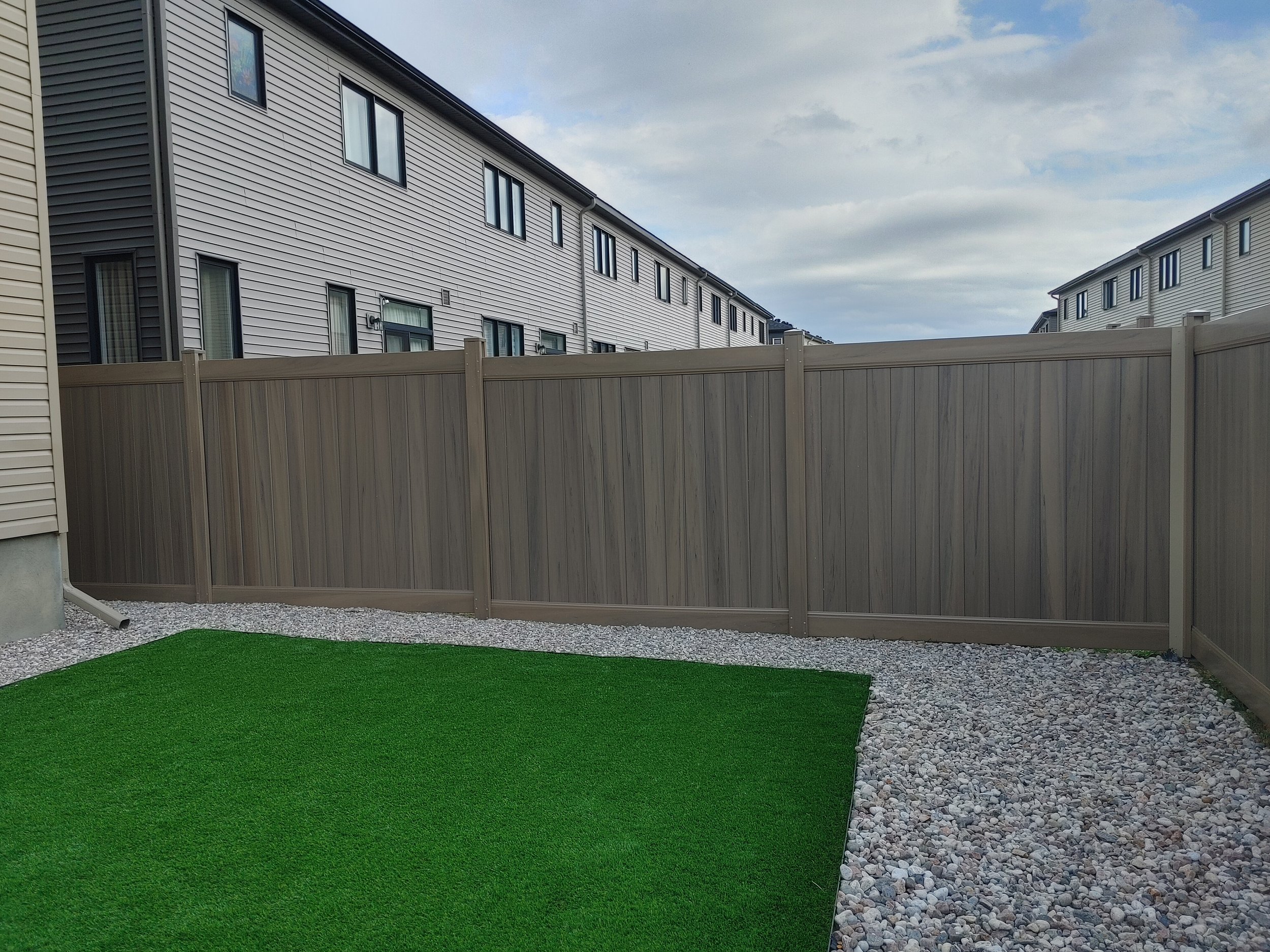 GreenTeak PVC Fence in Barrhaven, 2025. StandArt Fence
