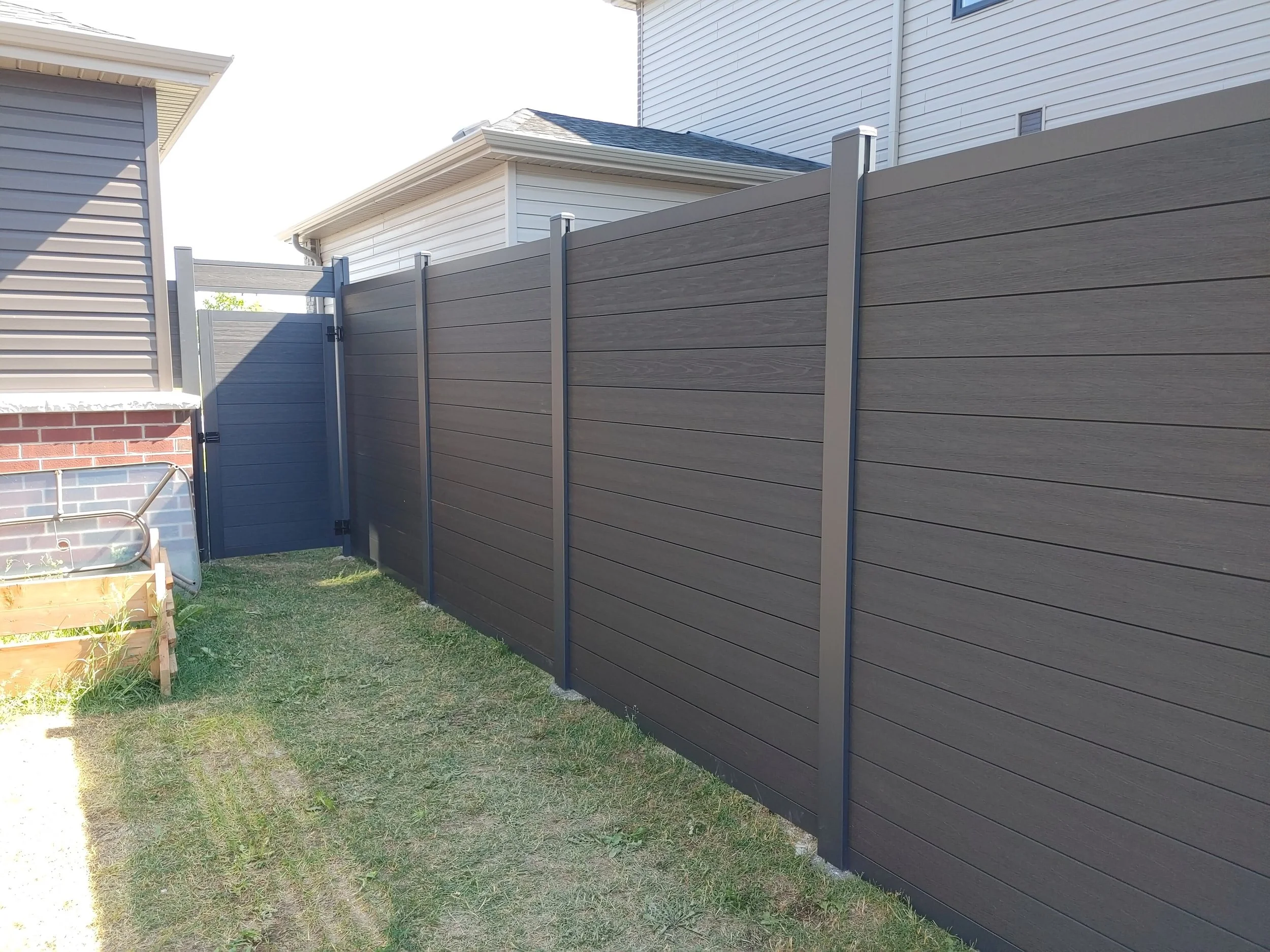 Composite Fence. Modern, Sleek, Strongest Design