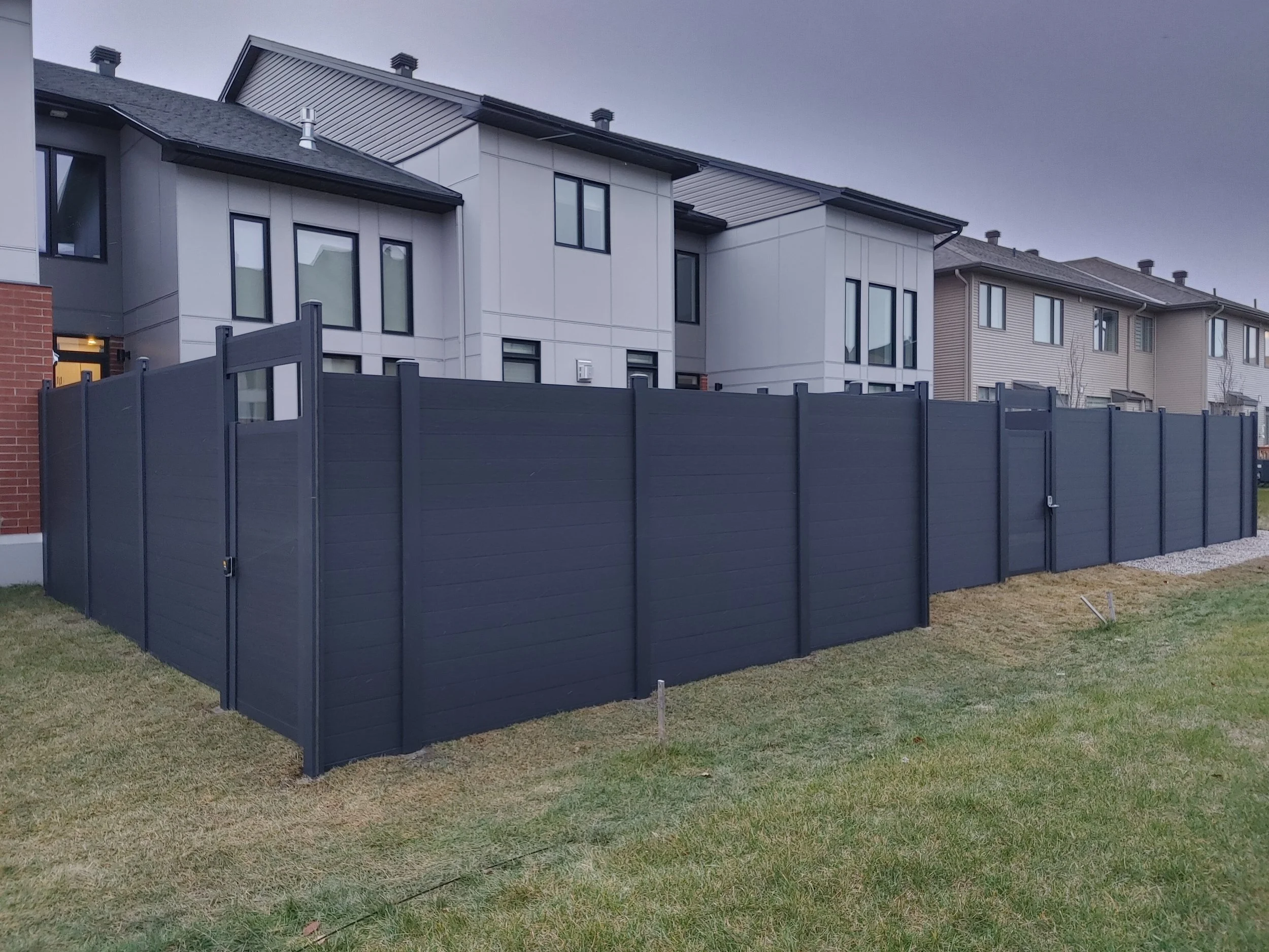 Composite Fence. Modern, Sleek, Strongest Design