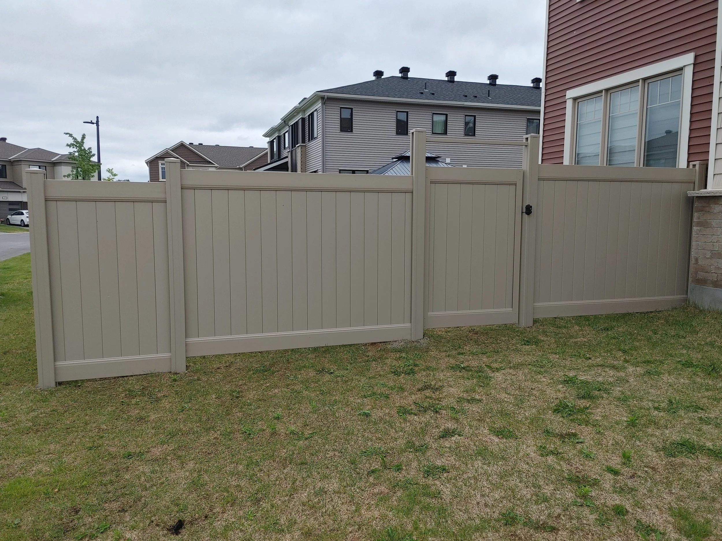 PVC Vinyl Fence with Gate, Vertical Boards, Adobe Color