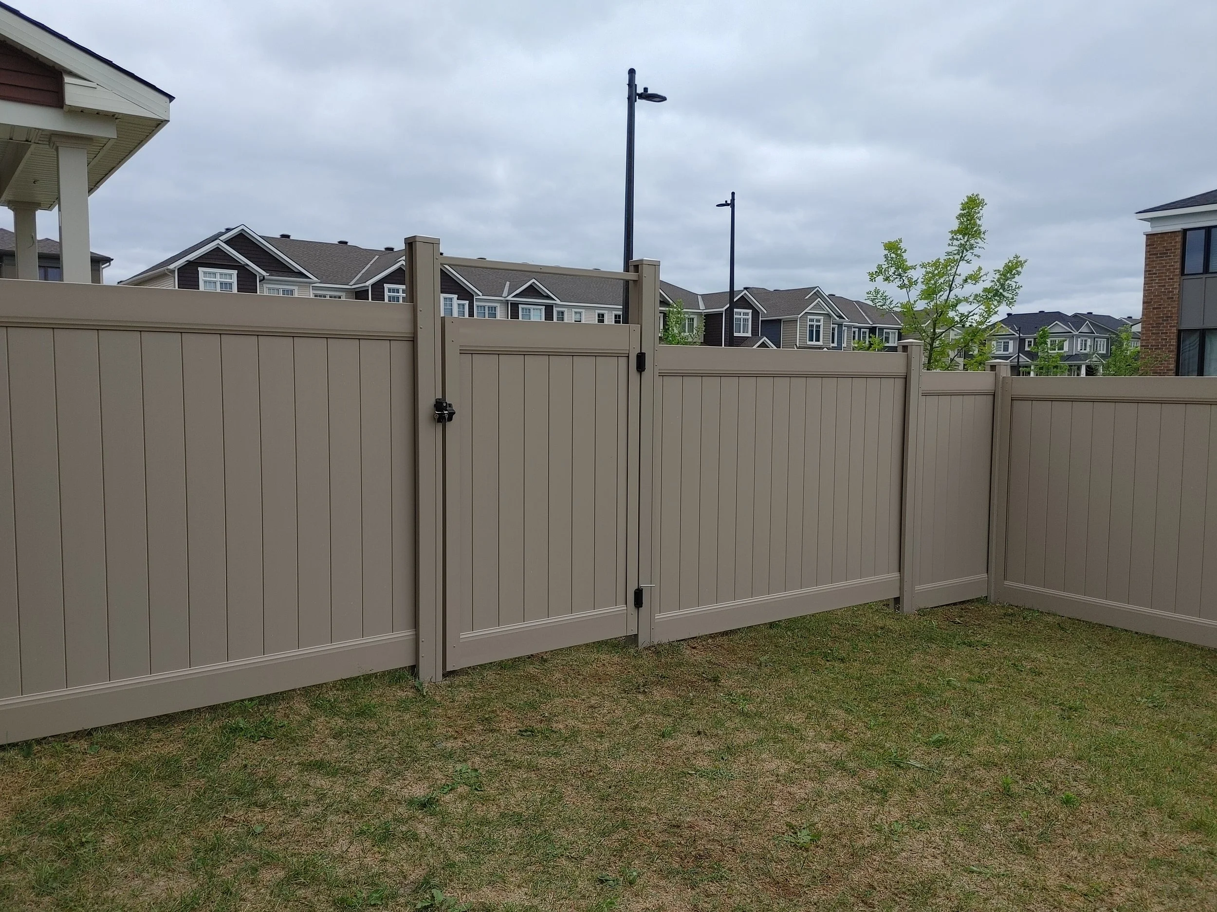 PVC Vinyl Fence with Gate, Vertical Boards, Adobe Color
